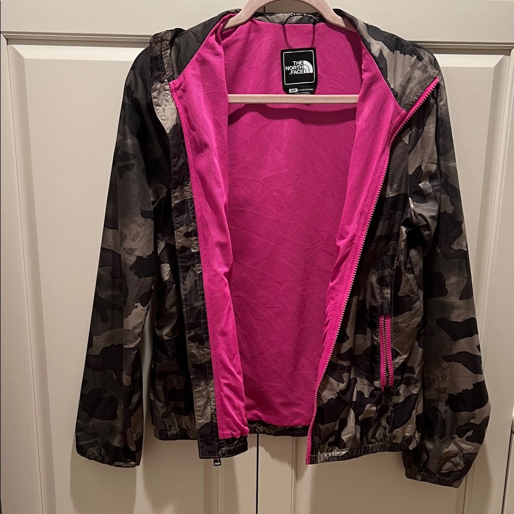 The North Face Camouflage Jacket with Pink Trim SP grey green and black
